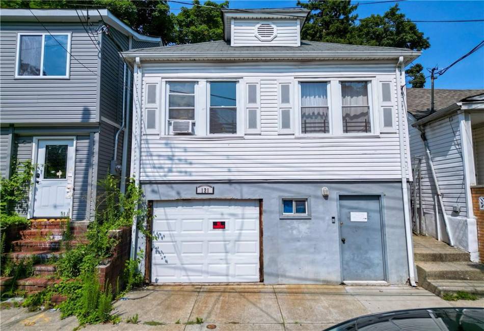 121 Osgood Avenue, State Island, New York 10304, 6 Bedrooms Bedrooms, ,2 BathroomsBathrooms,Residential,For Sale,Osgood,484747