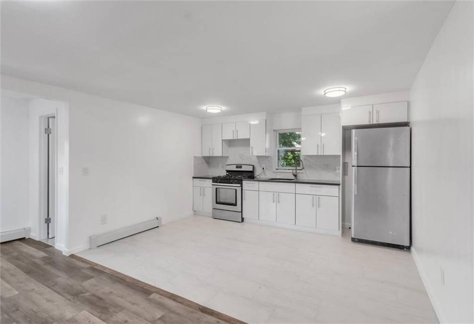 121 Osgood Avenue, State Island, New York 10304, 6 Bedrooms Bedrooms, ,2 BathroomsBathrooms,Residential,For Sale,Osgood,484747