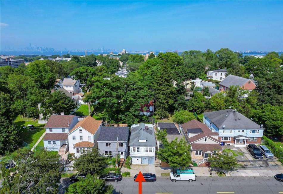 121 Osgood Avenue, State Island, New York 10304, 6 Bedrooms Bedrooms, ,2 BathroomsBathrooms,Residential,For Sale,Osgood,484747