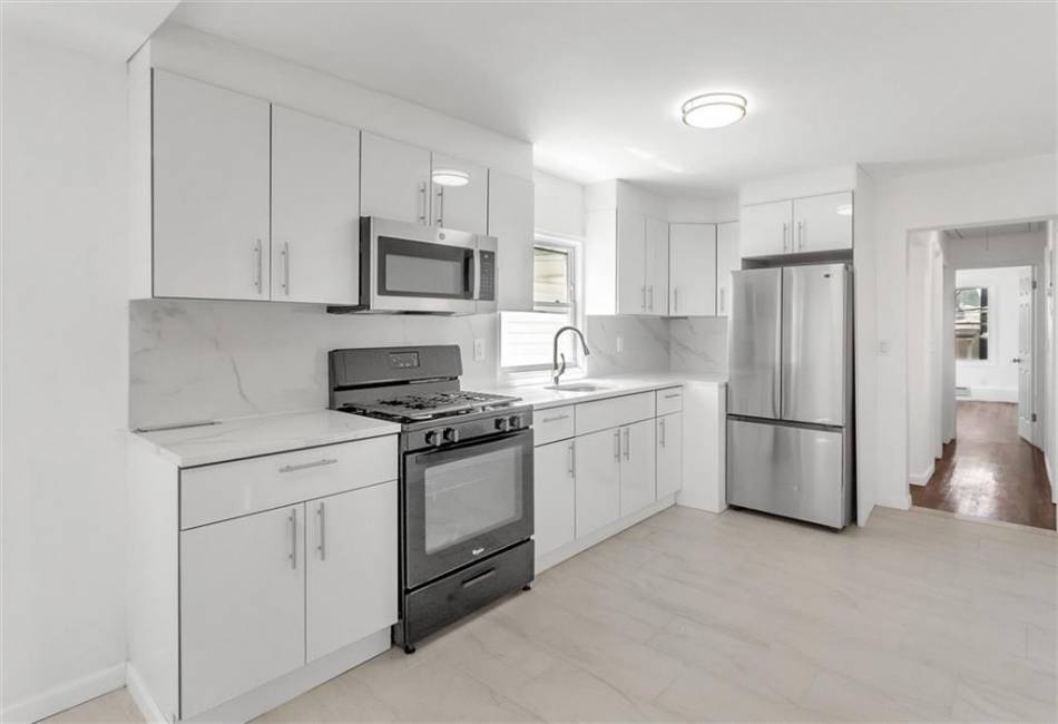 121 Osgood Avenue, State Island, New York 10304, 6 Bedrooms Bedrooms, ,2 BathroomsBathrooms,Residential,For Sale,Osgood,484747