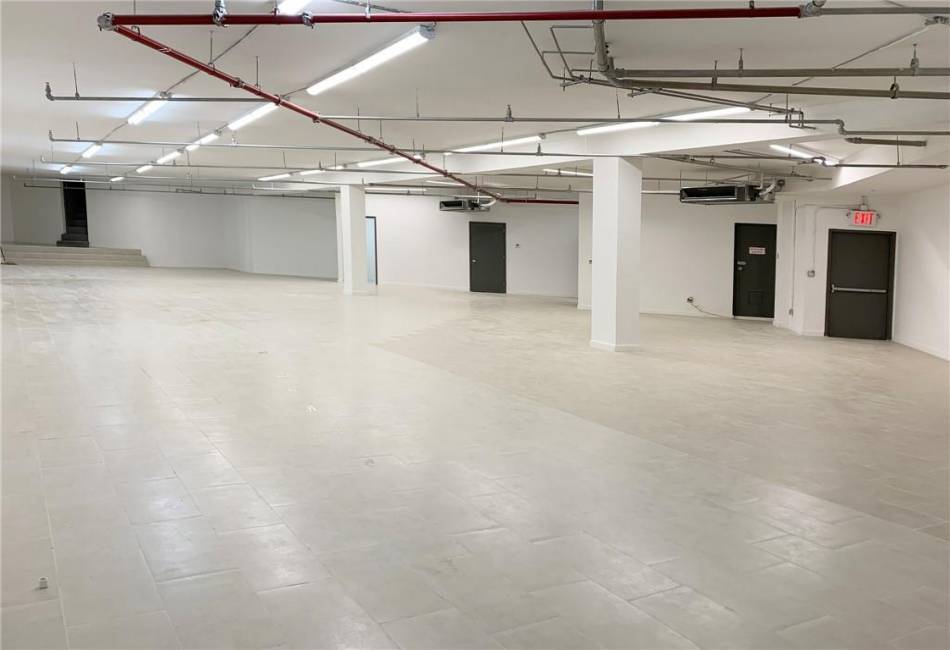 8501 New Utrecht Avenue, Brooklyn, New York 11214, ,Commercial,For Sale,New Utrecht,490684