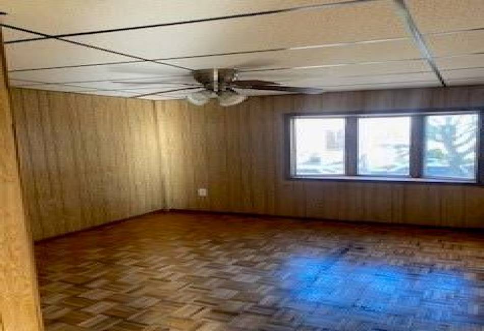 162 Bay 49th Street, Brooklyn, New York 11214, 3 Bedrooms Bedrooms, ,1 BathroomBathrooms,Rental,For Sale,Bay 49th,490834