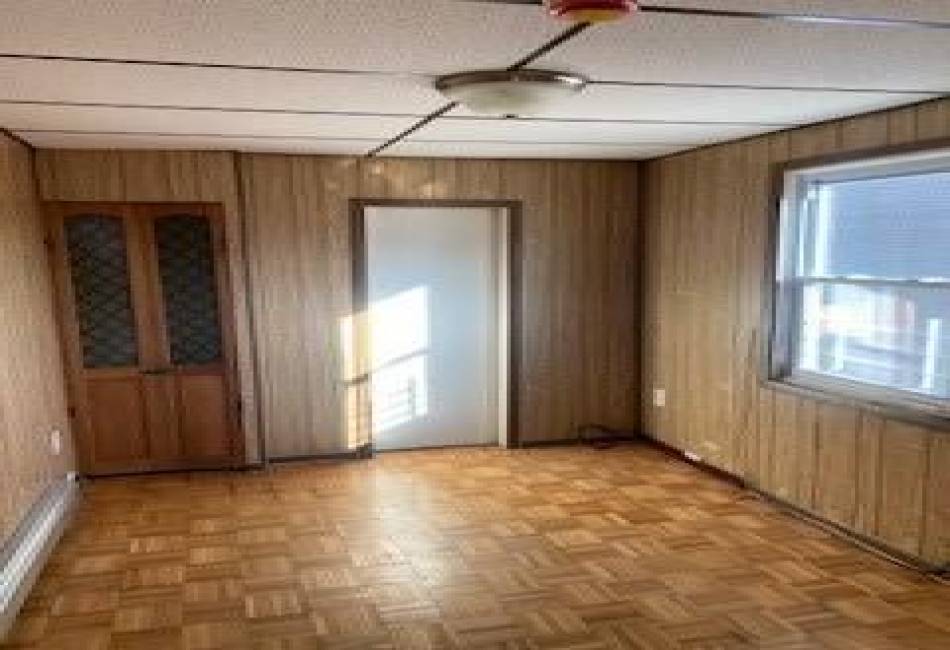 162 Bay 49th Street, Brooklyn, New York 11214, 3 Bedrooms Bedrooms, ,1 BathroomBathrooms,Rental,For Sale,Bay 49th,490834
