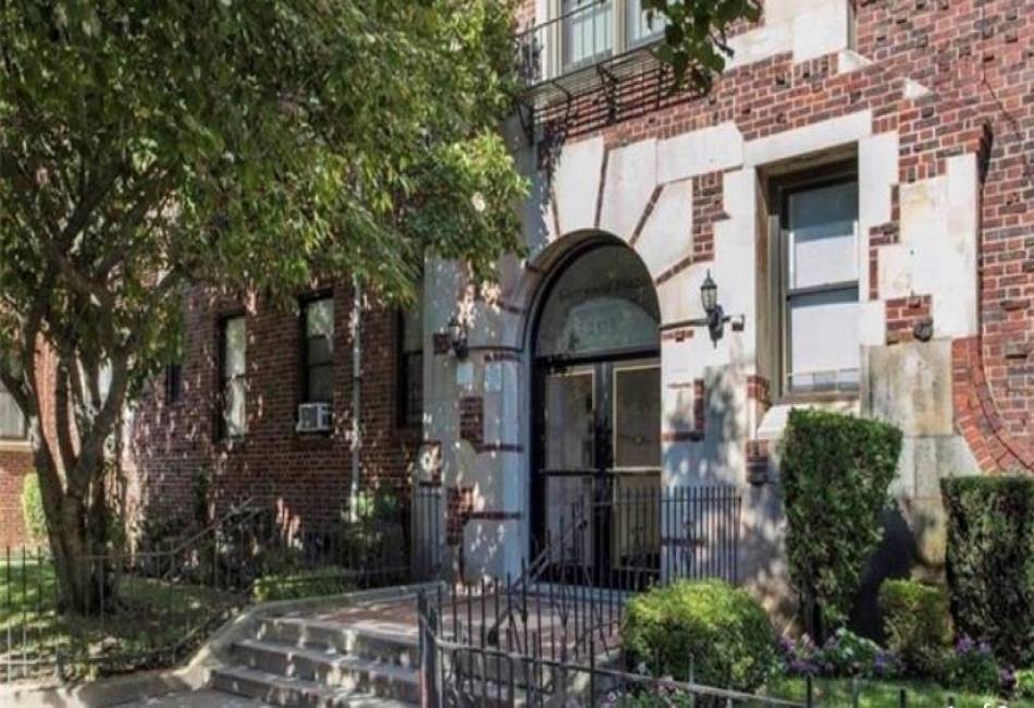 2515 Glenwood Road, Brooklyn, New York 11210, 1 Bedroom Bedrooms, ,1 BathroomBathrooms,Residential,For Sale,Glenwood,490720