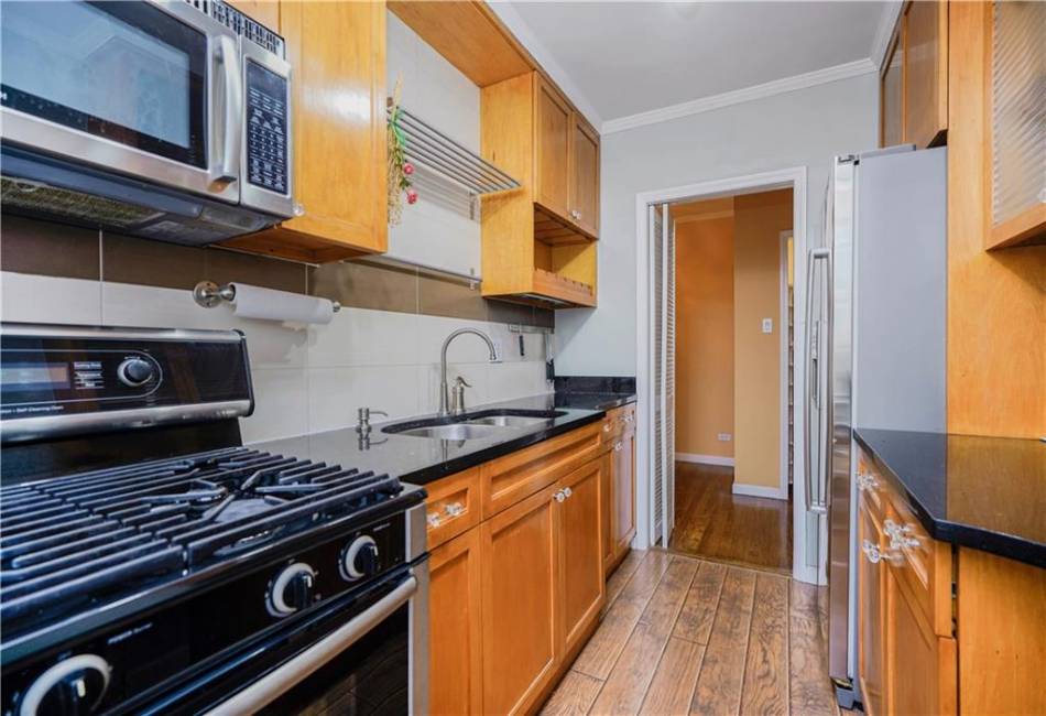 6665 Colonial Road, Brooklyn, New York 11220, 1 Bedroom Bedrooms, ,1 BathroomBathrooms,Residential,For Sale,Colonial,490755
