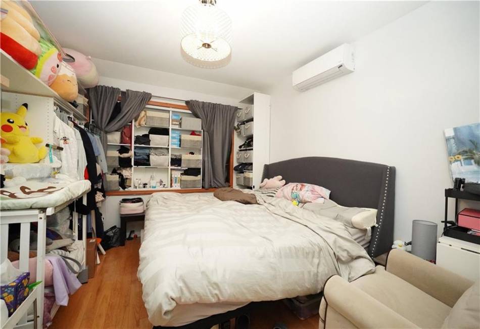 1408 77th Street, Brooklyn, New York 11228, 5 Bedrooms Bedrooms, ,Residential,For Sale,77th,488786