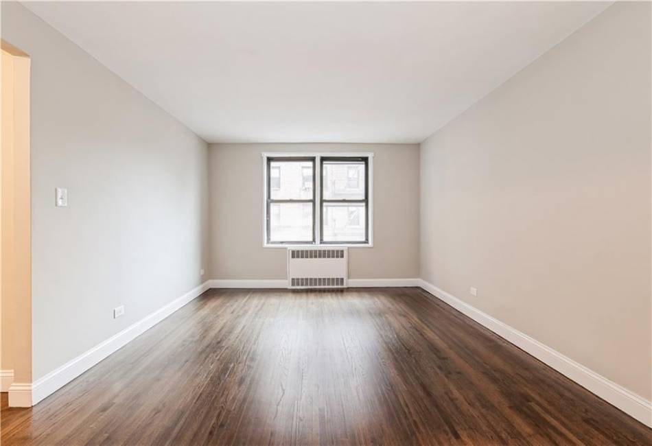1119 Ocean Parkway, Brooklyn, New York 11230, 1 Bedroom Bedrooms, ,1 BathroomBathrooms,Residential,For Sale,Ocean,490872