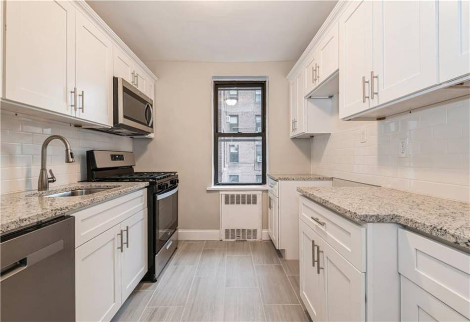 1119 Ocean Parkway, Brooklyn, New York 11230, 1 Bedroom Bedrooms, ,1 BathroomBathrooms,Residential,For Sale,Ocean,490872