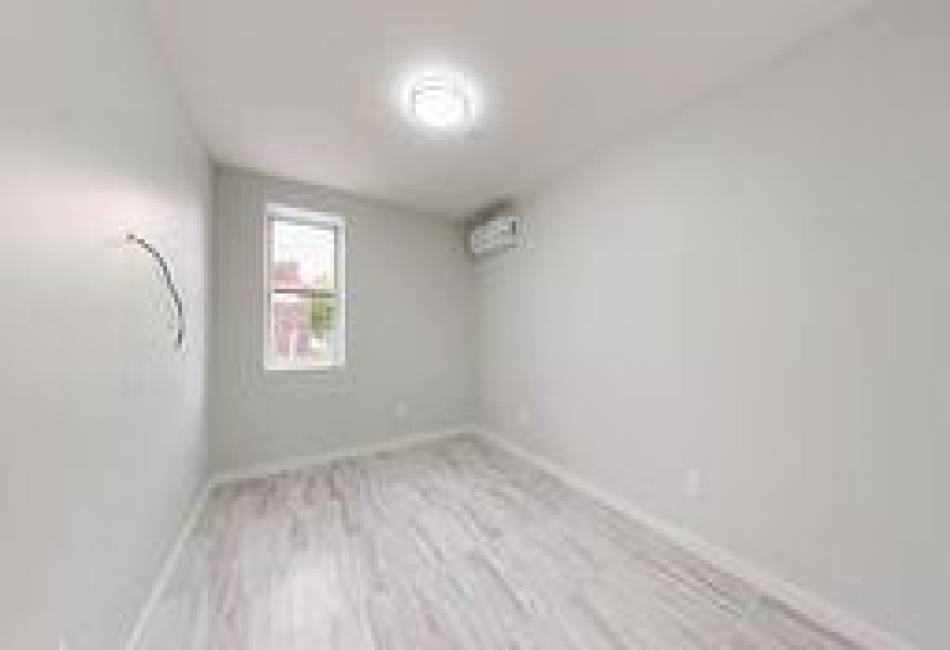 7902 16th Avenue, Brooklyn, New York 11214, 7 Bedrooms Bedrooms, ,4 BathroomsBathrooms,Residential,For Sale,16th,490882