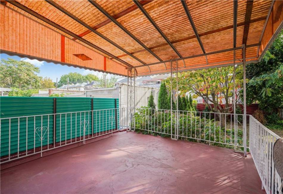 2039 5th Street, Brooklyn, New York 11223, 4 Bedrooms Bedrooms, ,3 BathroomsBathrooms,Residential,For Sale,5th,490886