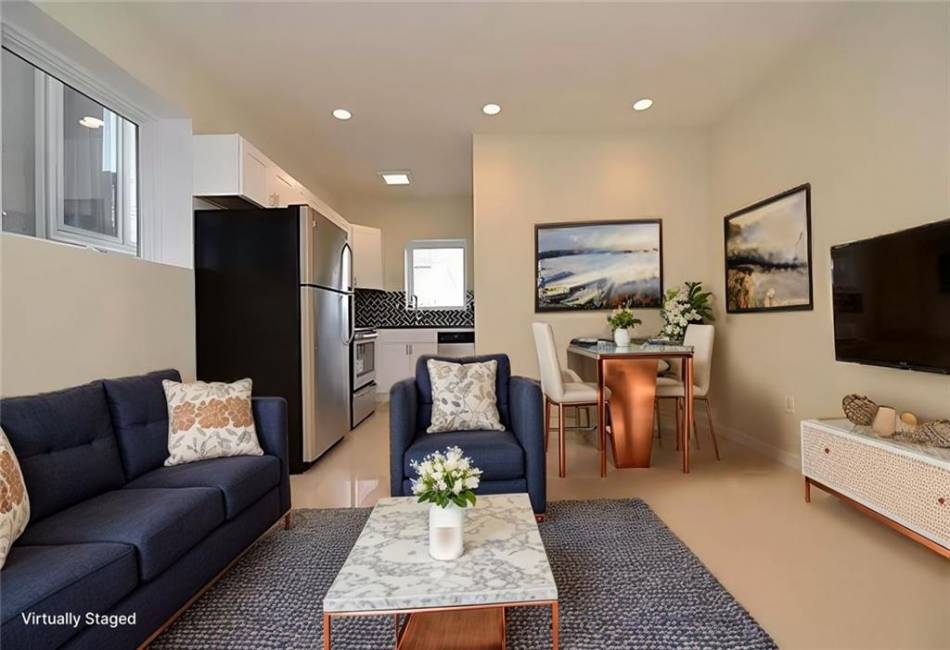 119 Norfolk Street, Brooklyn, New York 11235, 5 Bedrooms Bedrooms, ,4.5 BathroomsBathrooms,Residential,For Sale,Norfolk,490900