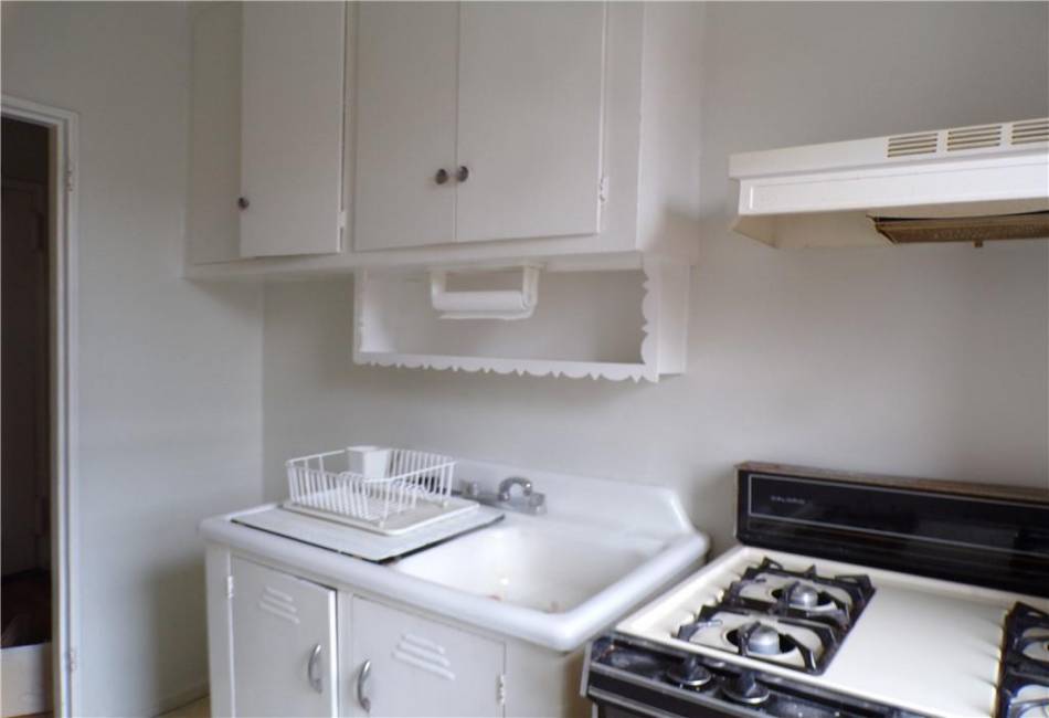 2615 Homecrest Avenue, Brooklyn, New York 11235, 1 Bedroom Bedrooms, ,1 BathroomBathrooms,Residential,For Sale,Homecrest,490908