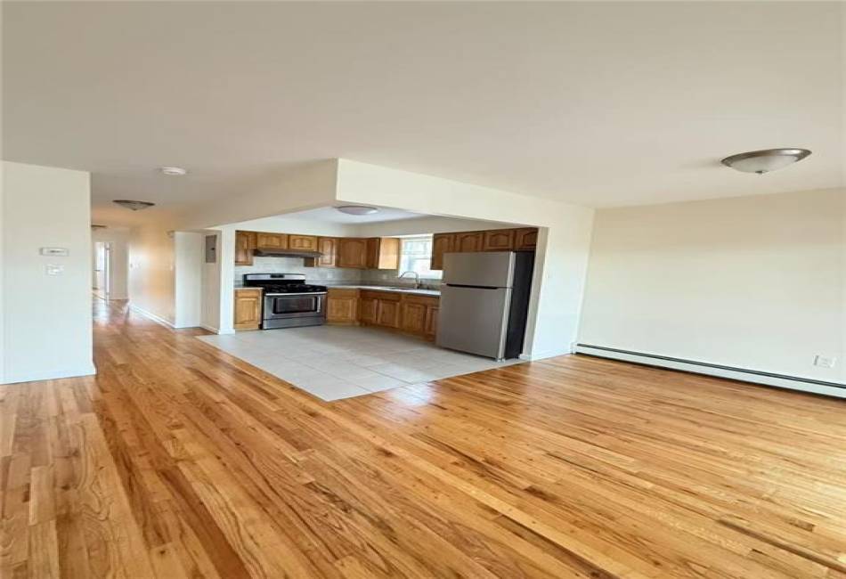 274 Bay 41st Street, Brooklyn, New York 11214, 3 Bedrooms Bedrooms, ,2 BathroomsBathrooms,Rental,For Sale,Bay 41st,490910