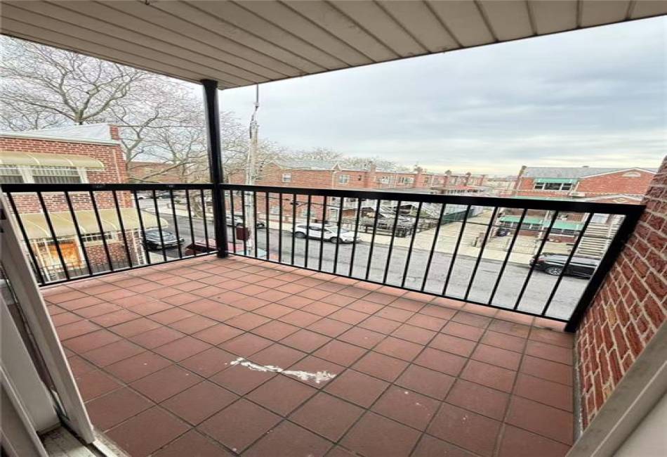 274 Bay 41st Street, Brooklyn, New York 11214, 3 Bedrooms Bedrooms, ,2 BathroomsBathrooms,Rental,For Sale,Bay 41st,490910