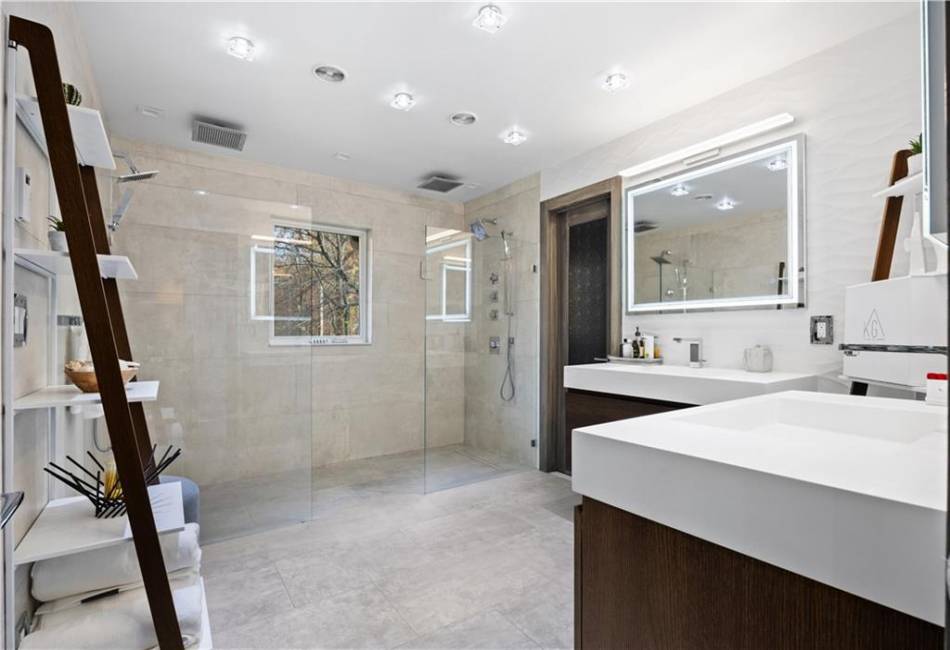 181 Androvette Avenue, Staten Island, New York 10312, 4 Bedrooms Bedrooms, ,5 BathroomsBathrooms,Residential,For Sale,Androvette,490911
