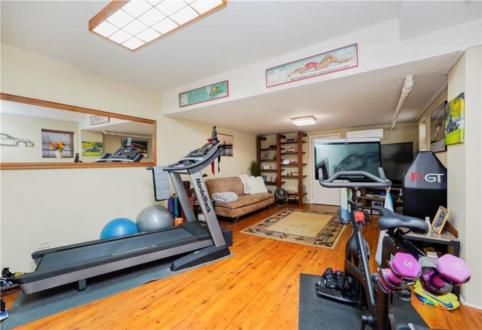 1830 33rd Street, Brooklyn, New York 11234, 3 Bedrooms Bedrooms, ,2 BathroomsBathrooms,Residential,For Sale,33rd,490914