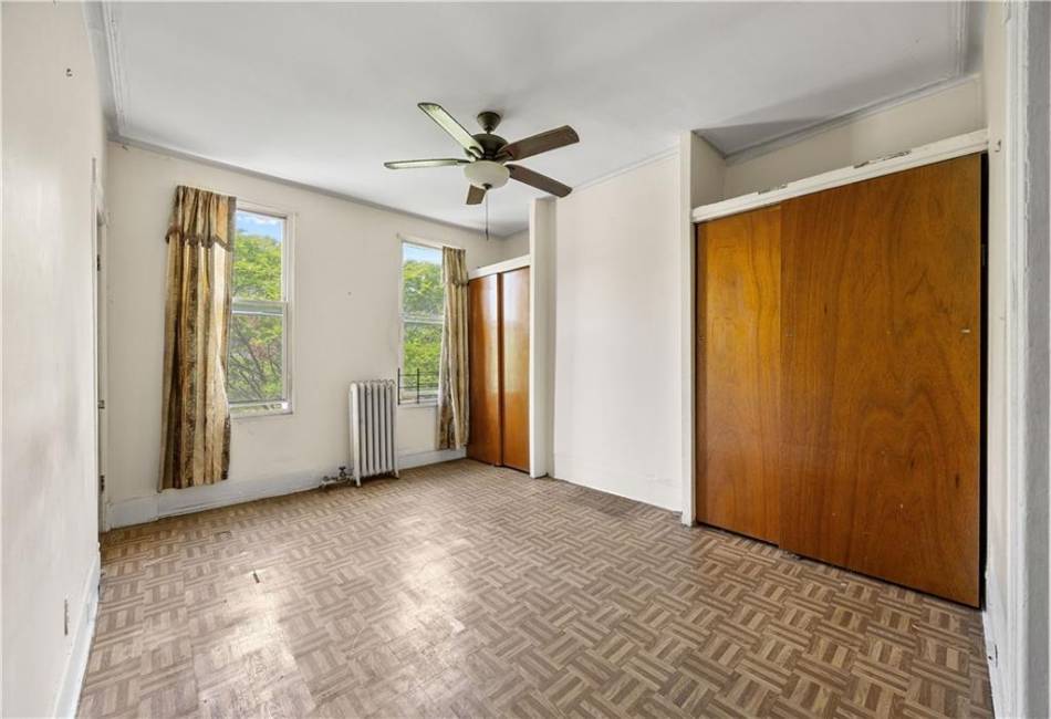111 Schenectady Avenue, Brooklyn, New York 11213, 3 Bedrooms Bedrooms, ,3 BathroomsBathrooms,Residential,For Sale,Schenectady,478388