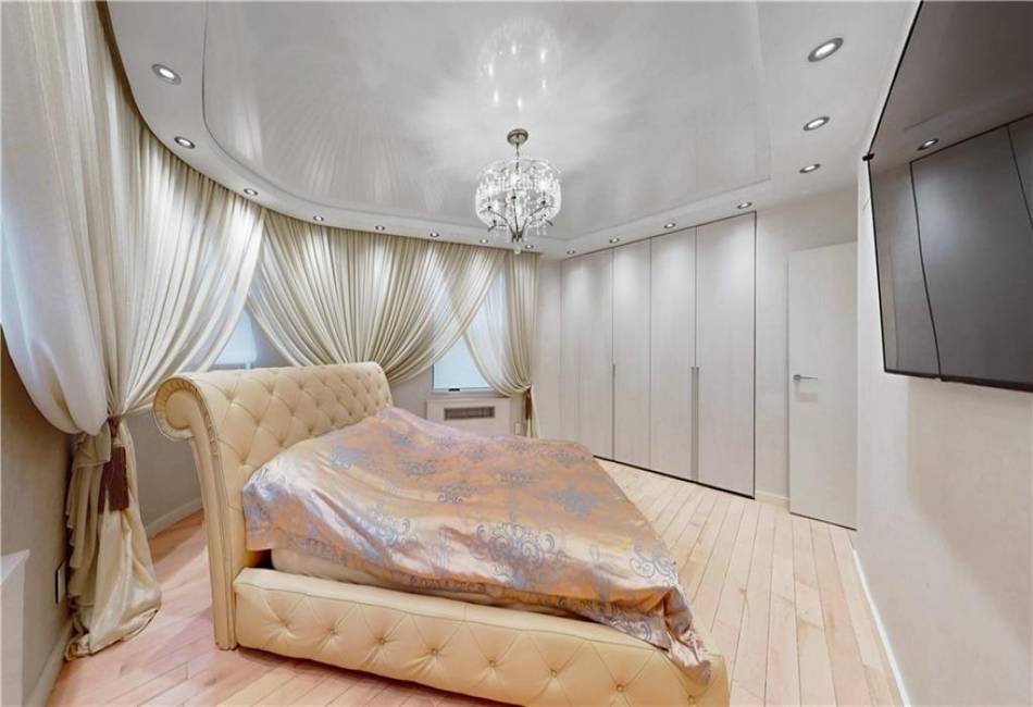1120 Brighton Beach Avenue, Brooklyn, New York 11235, 2 Bedrooms Bedrooms, ,1 BathroomBathrooms,Residential,For Sale,Brighton Beach,490895