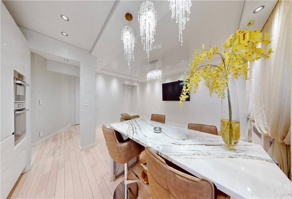 1120 Brighton Beach Avenue, Brooklyn, New York 11235, 2 Bedrooms Bedrooms, ,1 BathroomBathrooms,Residential,For Sale,Brighton Beach,490895