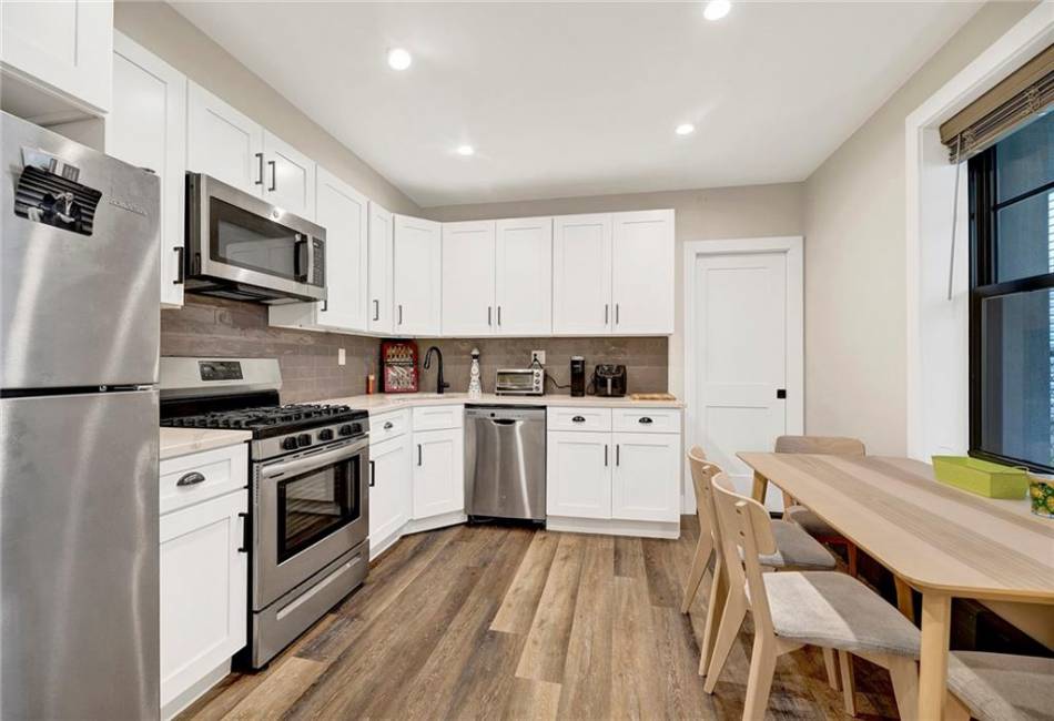53 Andrews Street, Staten Island, New York 10305, 3 Bedrooms Bedrooms, ,3 BathroomsBathrooms,Residential,For Sale,Andrews,490913