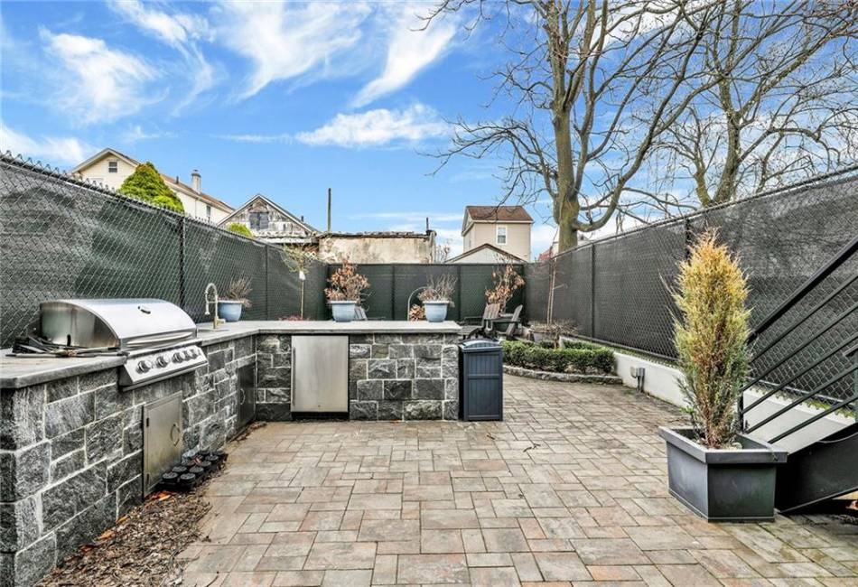 53 Andrews Street, Staten Island, New York 10305, 3 Bedrooms Bedrooms, ,3 BathroomsBathrooms,Residential,For Sale,Andrews,490913