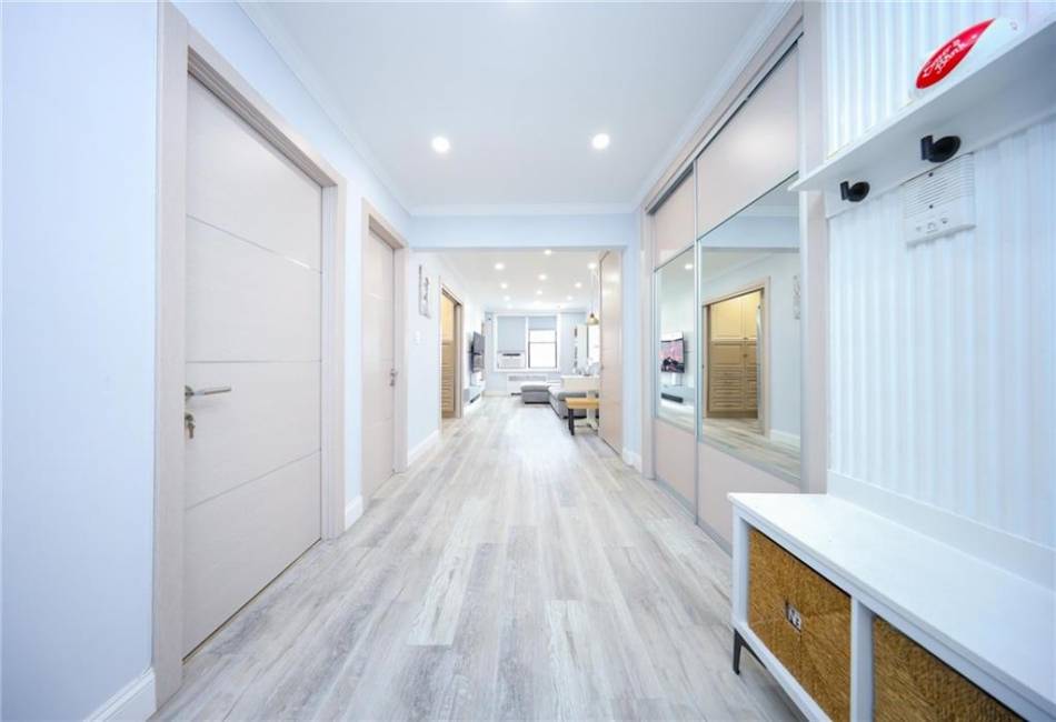 2680 19th Street, Brooklyn, New York 11235, 2 Bedrooms Bedrooms, ,1 BathroomBathrooms,Residential,For Sale,19th,490927