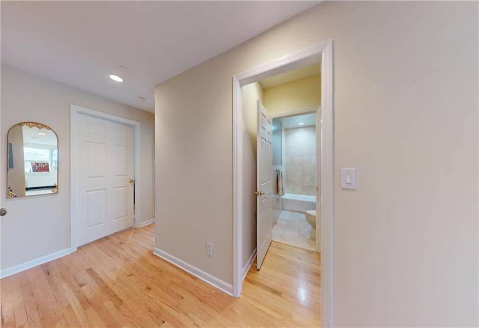 702 Ocean Parkway, Brooklyn, New York 11230, 2 Bedrooms Bedrooms, ,2 BathroomsBathrooms,Residential,For Sale,Ocean,490928