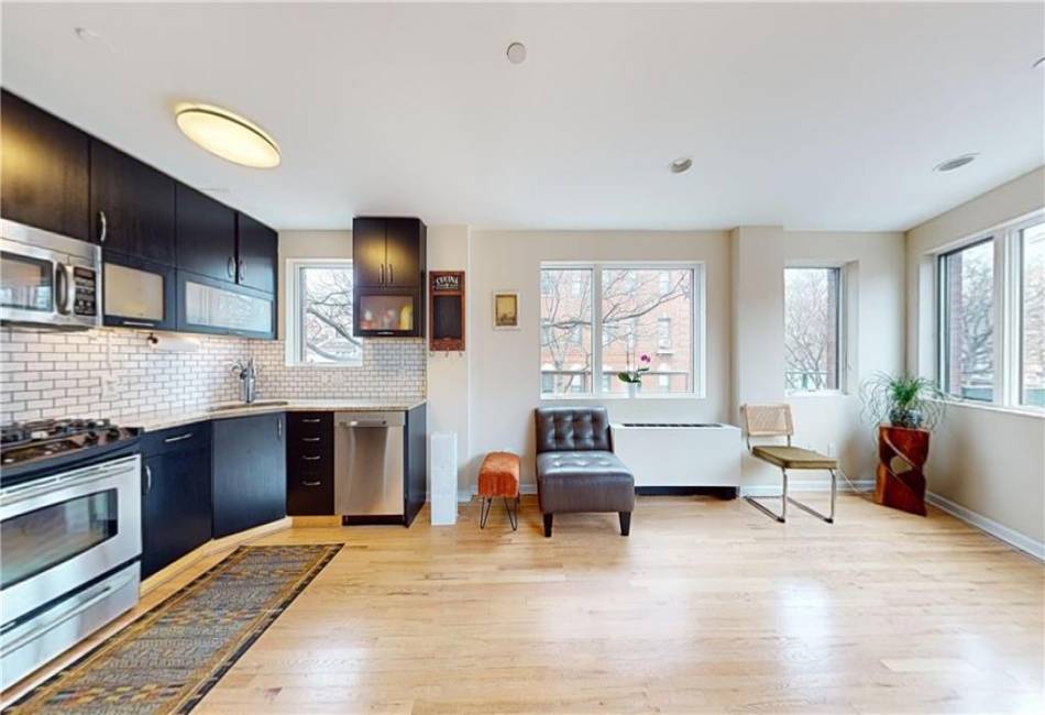 702 Ocean Parkway, Brooklyn, New York 11230, 2 Bedrooms Bedrooms, ,2 BathroomsBathrooms,Residential,For Sale,Ocean,490928