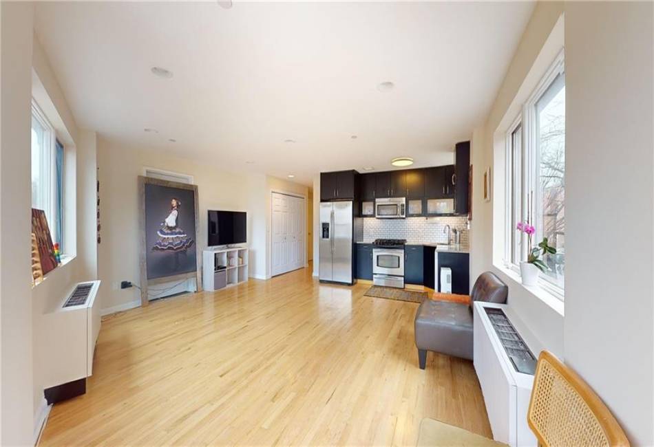 702 Ocean Parkway, Brooklyn, New York 11230, 2 Bedrooms Bedrooms, ,2 BathroomsBathrooms,Residential,For Sale,Ocean,490928