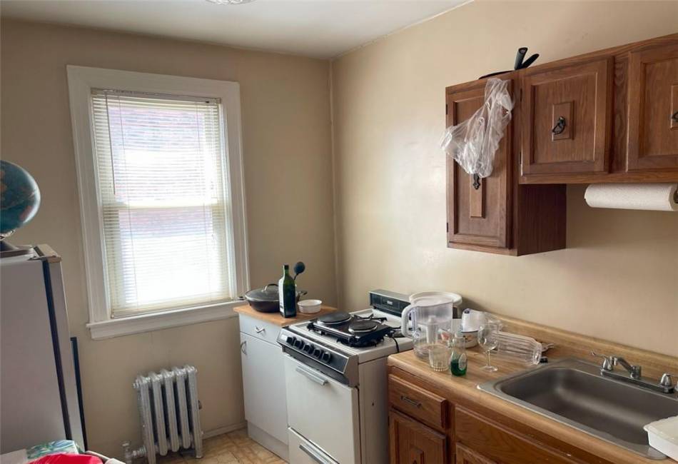 8235 Ankener Avenue, Elmhurst, New York 11373, ,2 BathroomsBathrooms,Residential,For Sale,Ankener,490932