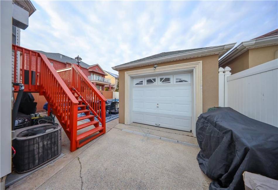 147 Kirshon Avenue, Staten Island, New York 10314, 4 Bedrooms Bedrooms, ,4 BathroomsBathrooms,Residential,For Sale,Kirshon,490933