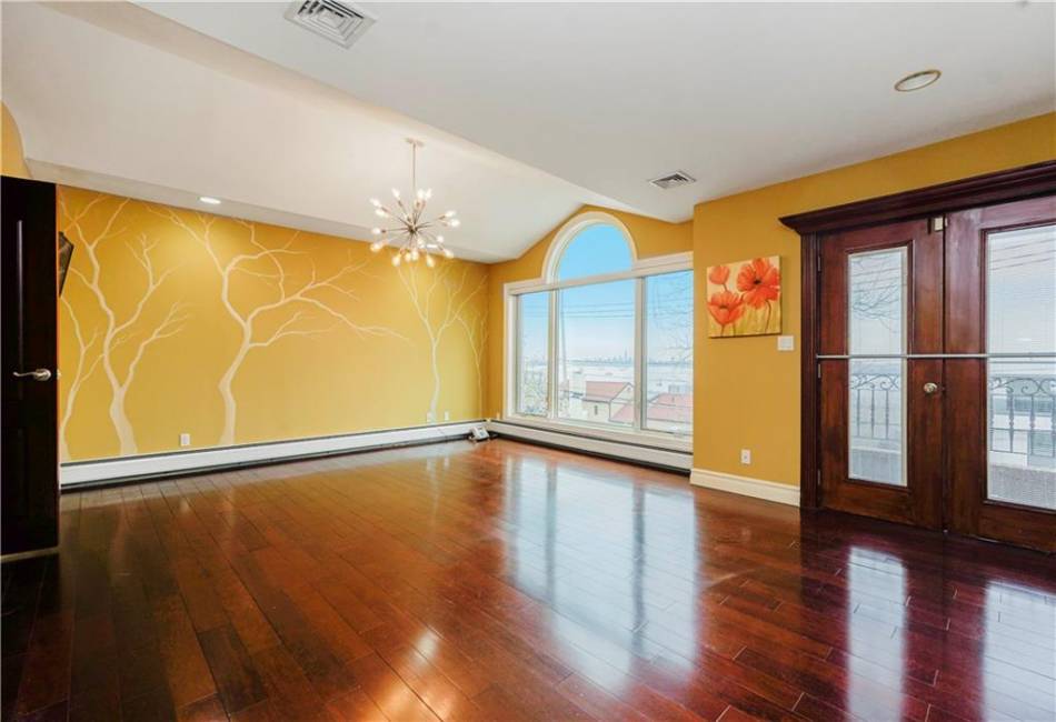 246 Howard Avenue, Staten Island, New York 10301, 5 Bedrooms Bedrooms, ,5 BathroomsBathrooms,Residential,For Sale,Howard,490937