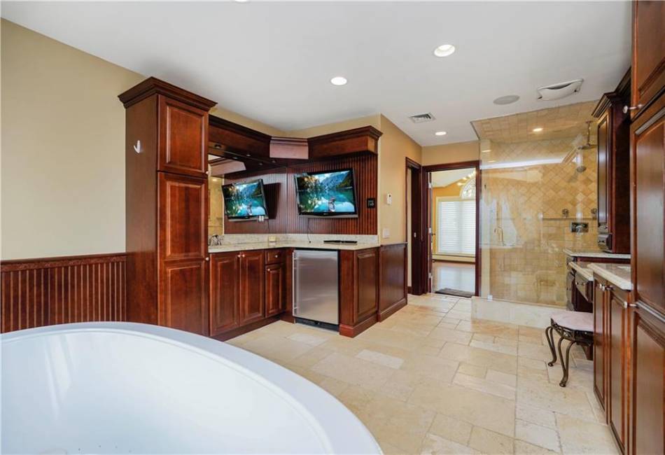 246 Howard Avenue, Staten Island, New York 10301, 5 Bedrooms Bedrooms, ,5 BathroomsBathrooms,Residential,For Sale,Howard,490937