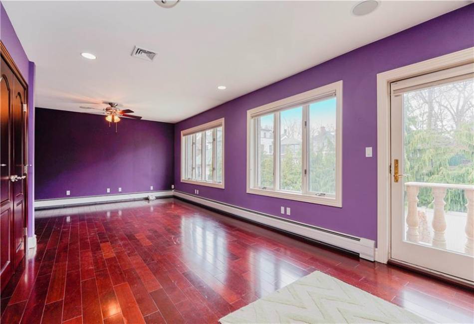 246 Howard Avenue, Staten Island, New York 10301, 5 Bedrooms Bedrooms, ,5 BathroomsBathrooms,Residential,For Sale,Howard,490937