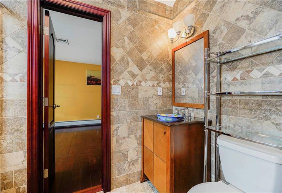 246 Howard Avenue, Staten Island, New York 10301, 5 Bedrooms Bedrooms, ,5 BathroomsBathrooms,Residential,For Sale,Howard,490937