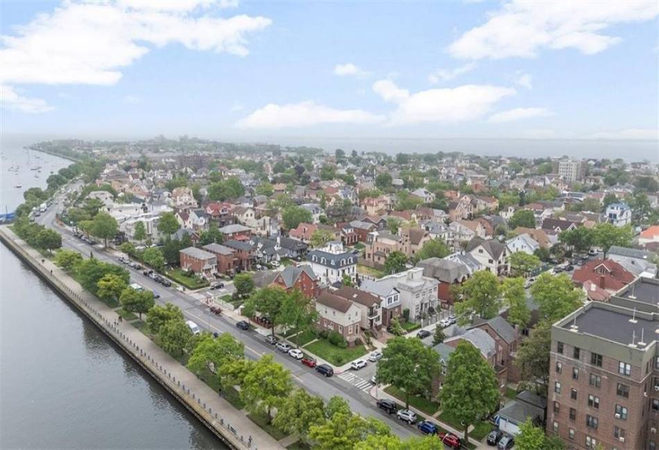 1114 Banner Avenue, Sheepshead Bay, New York 11235, 3 Bedrooms Bedrooms, ,1 BathroomBathrooms,Residential,For Sale,Banner,490939