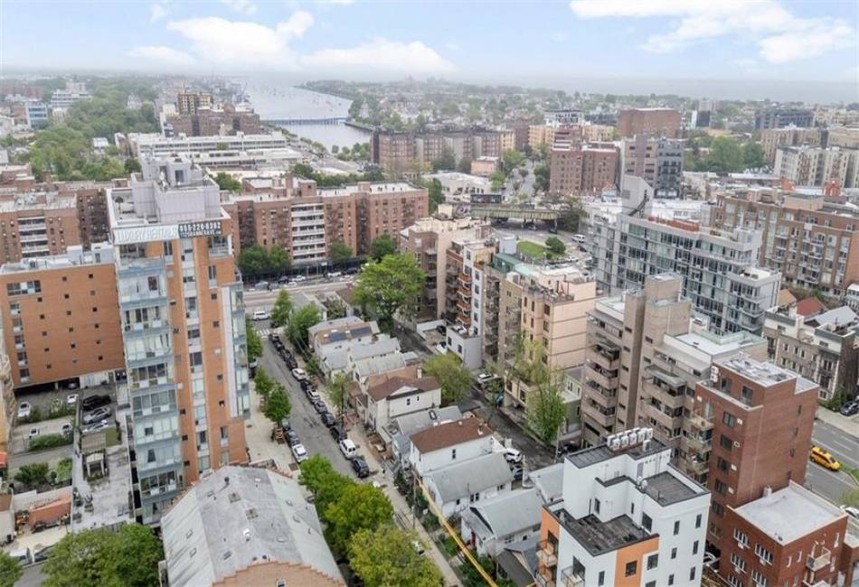 1114 Banner Avenue, Sheepshead Bay, New York 11235, 3 Bedrooms Bedrooms, ,1 BathroomBathrooms,Residential,For Sale,Banner,490939