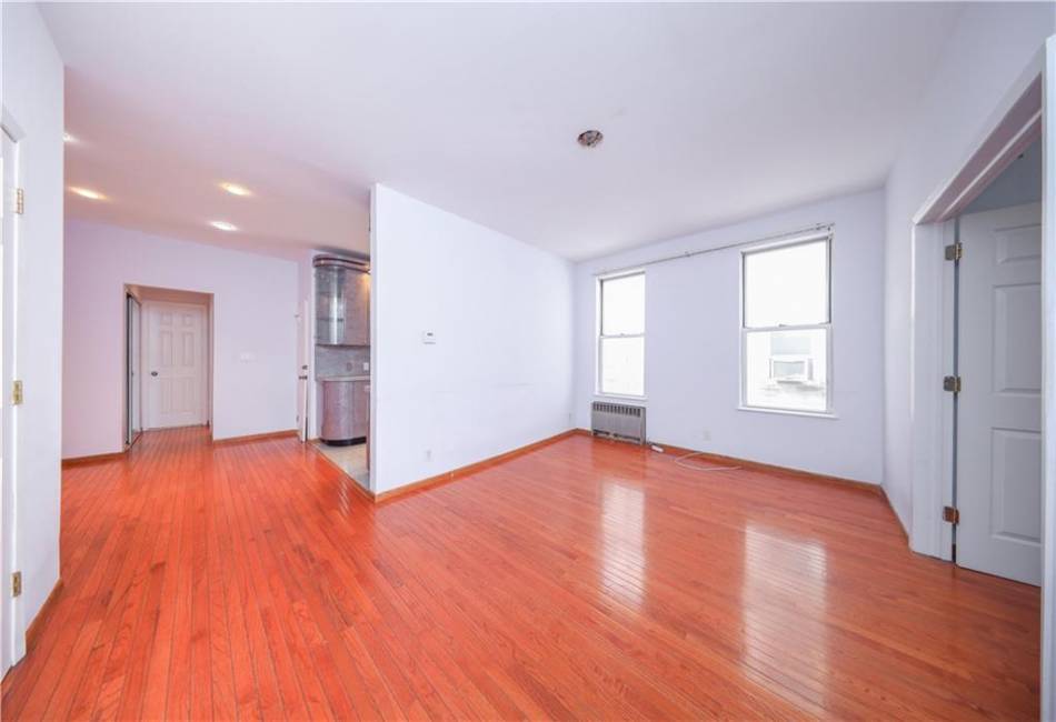 2274 22nd Street, Brooklyn, New York 11229, 5 Bedrooms Bedrooms, ,4 BathroomsBathrooms,Residential,For Sale,22nd,490940