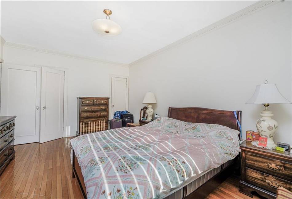 4715 Bedford Avenue, Brooklyn, New York 11235, 4 Bedrooms Bedrooms, ,Residential,For Sale,Bedford,490905