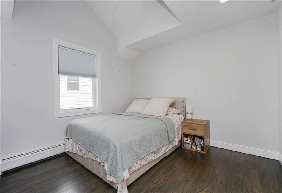 634 Darlington Avenue, Staten Island, New York 10312, 3 Bedrooms Bedrooms, ,4 BathroomsBathrooms,Residential,For Sale,Darlington,490951