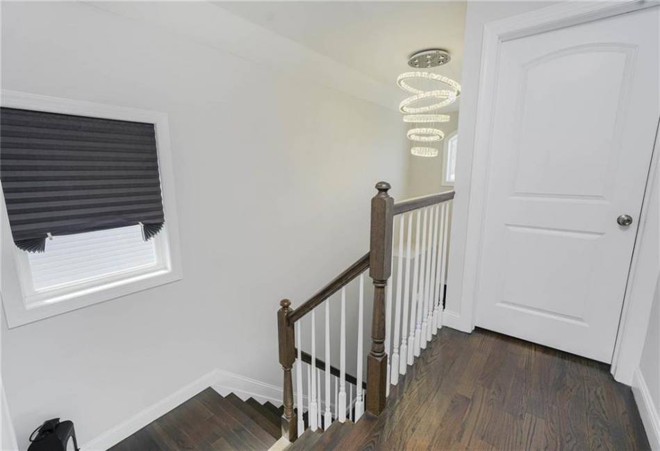 634 Darlington Avenue, Staten Island, New York 10312, 3 Bedrooms Bedrooms, ,4 BathroomsBathrooms,Residential,For Sale,Darlington,490951