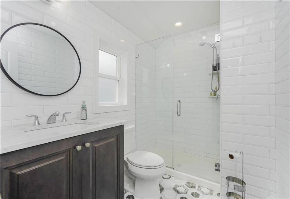 634 Darlington Avenue, Staten Island, New York 10312, 3 Bedrooms Bedrooms, ,4 BathroomsBathrooms,Residential,For Sale,Darlington,490951
