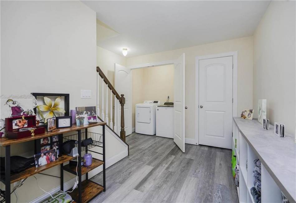 634 Darlington Avenue, Staten Island, New York 10312, 3 Bedrooms Bedrooms, ,4 BathroomsBathrooms,Residential,For Sale,Darlington,490951