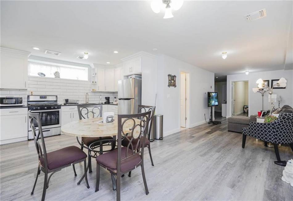 634 Darlington Avenue, Staten Island, New York 10312, 3 Bedrooms Bedrooms, ,4 BathroomsBathrooms,Residential,For Sale,Darlington,490951