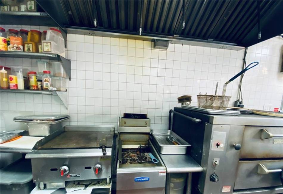 2813 Glenwood Road, Brooklyn, New York 11210, ,Commercial,For Sale,Glenwood,490962