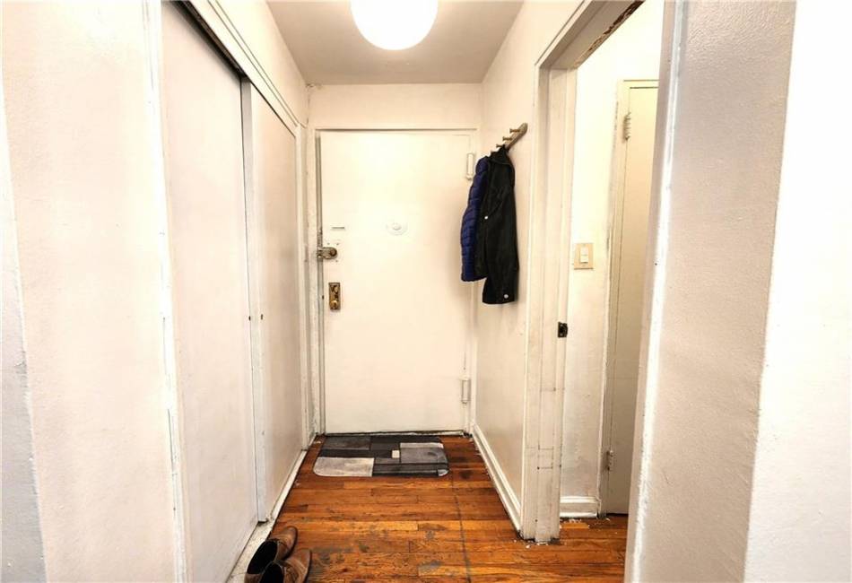 2626 Homecrest Avenue, Brooklyn, New York 11235, ,1 BathroomBathrooms,Residential,For Sale,Homecrest,490938