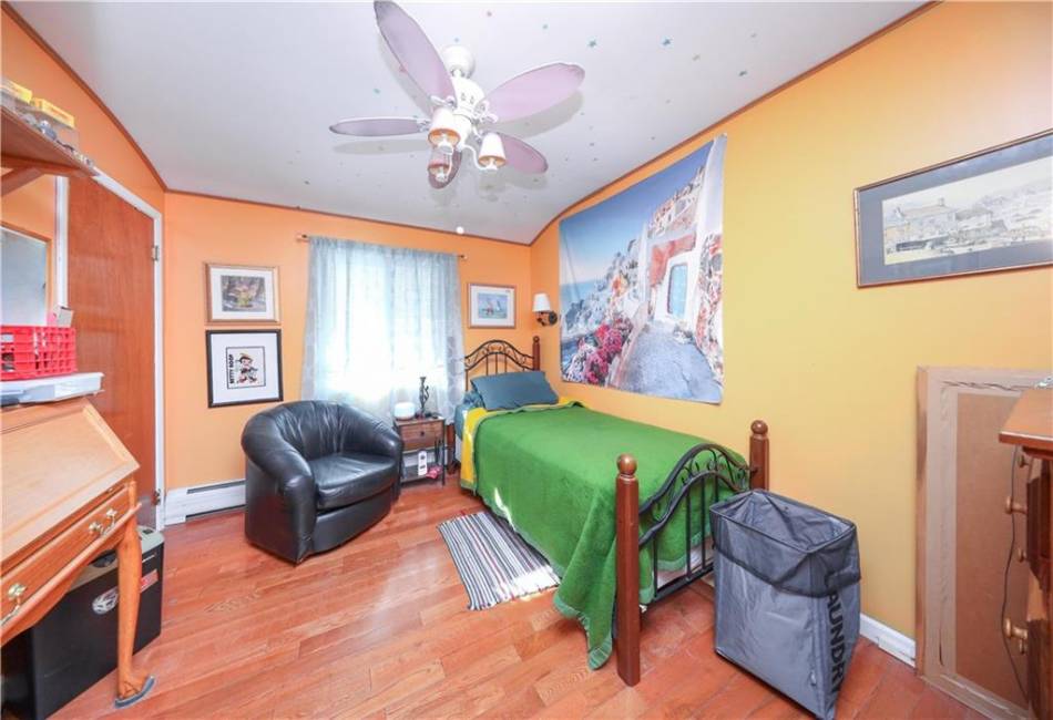 268 Ada Drive, Staten Island, New York 10314, ,4 BathroomsBathrooms,Residential,For Sale,Ada,490971