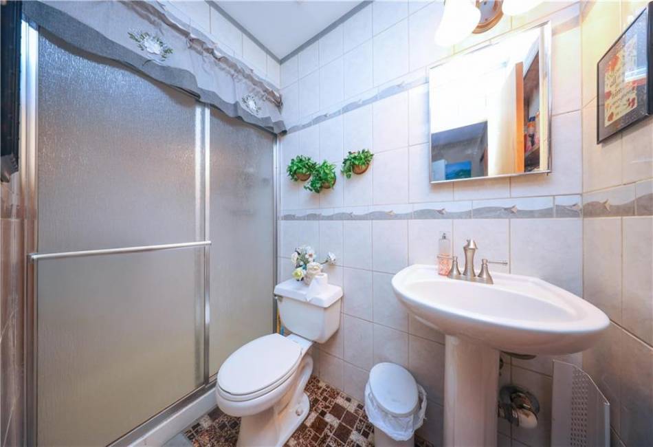 268 Ada Drive, Staten Island, New York 10314, ,4 BathroomsBathrooms,Residential,For Sale,Ada,490971