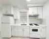 Withheld Withheld Street, Flushing, New York 11358, 1 Bedroom Bedrooms, ,1 BathroomBathrooms,Rental,For Sale,Withheld,490976