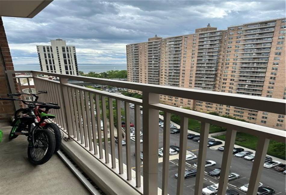 464 Neptune Avenue, Brooklyn, New York 11224, 1 Bedroom Bedrooms, ,1 BathroomBathrooms,Residential,For Sale,Neptune,490973